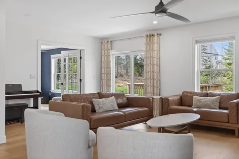 29 Dylan Drive Scarborough ME 04074