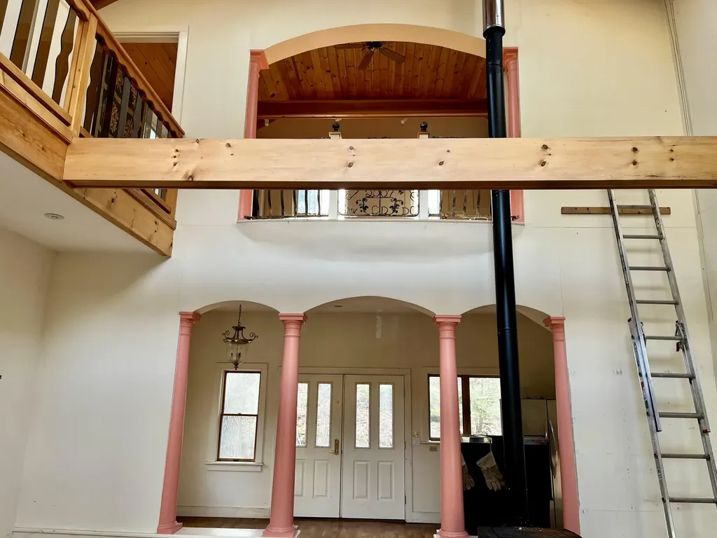 215 Rock School House Road Bristol ME 04539