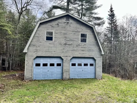 215 Rock School House Road Bristol ME 04539