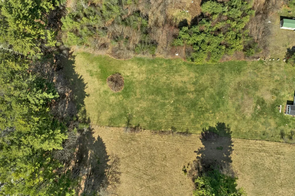 12 Hummingbird Lane Standish ME 04085