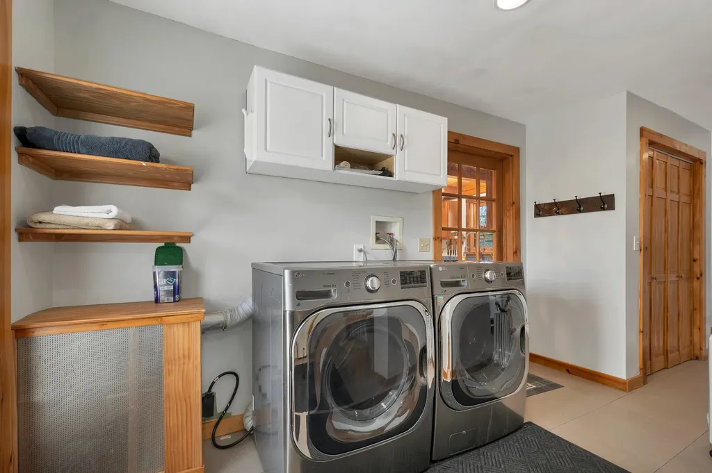 12 Hummingbird Lane Standish ME 04085