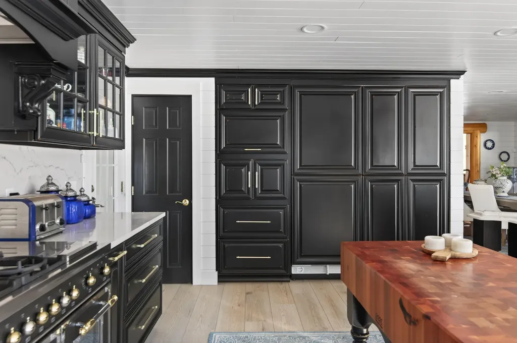 81 Ledgebrook Lane Norway ME 04268