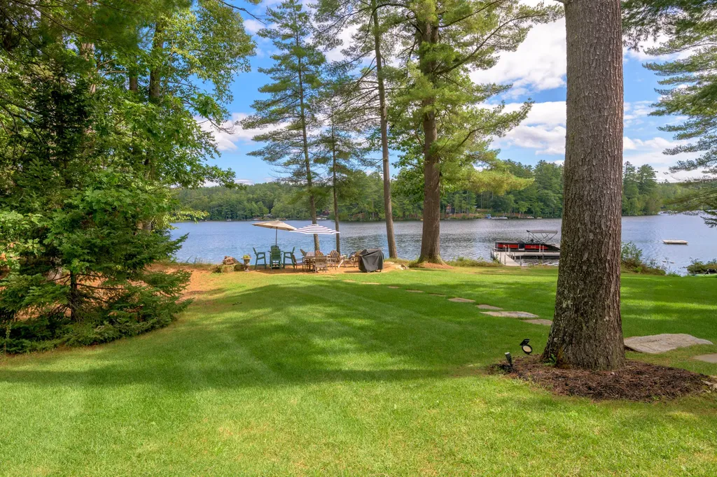 81 Ledgebrook Lane Norway ME 04268