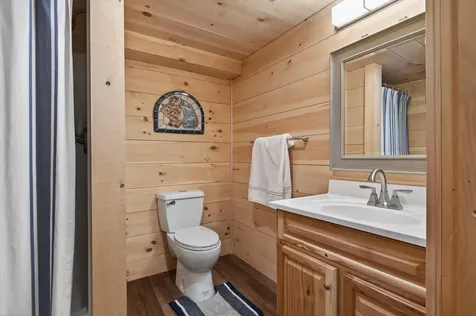 81 Ledgebrook Lane Norway ME 04268