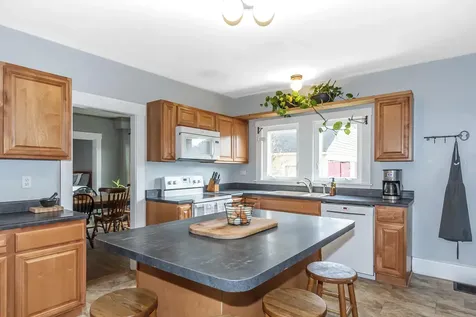 894 Main Street Waterboro ME 04087