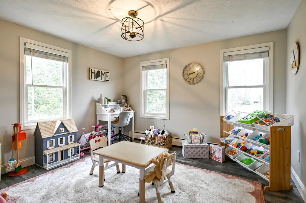 70 Nash Road Windham ME 04062
