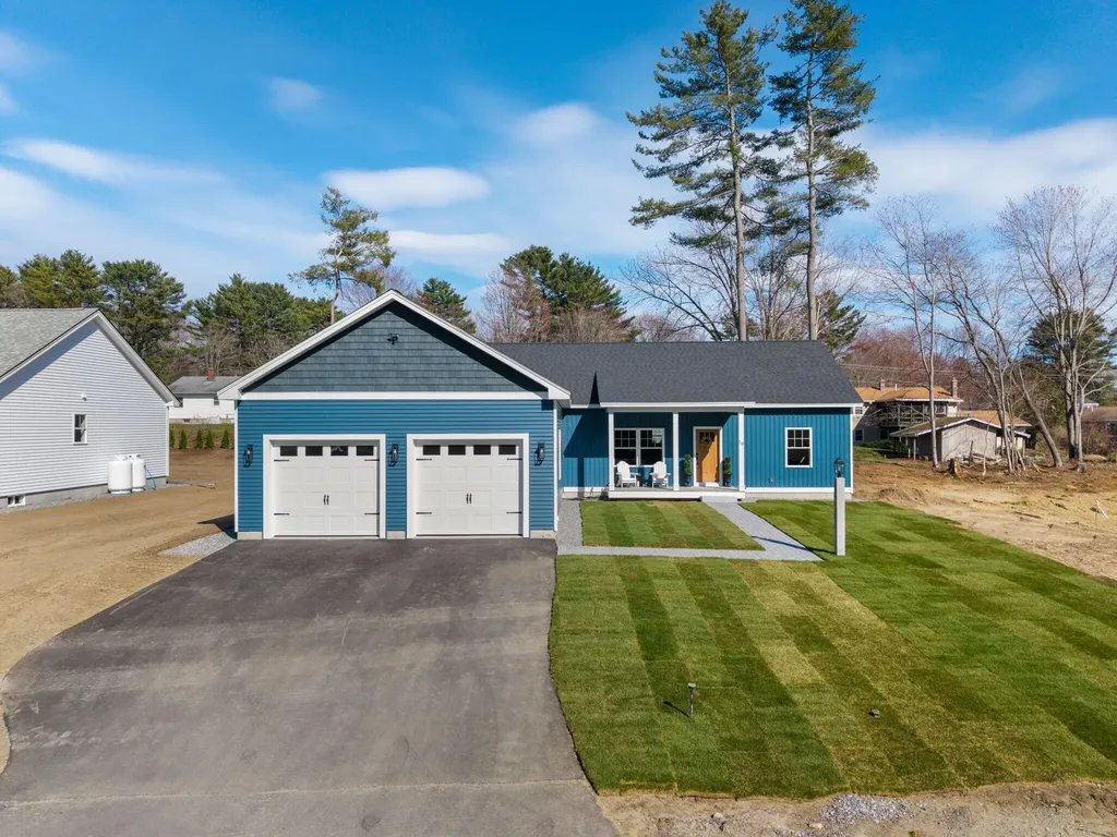 19 Forest Glen Lane Topsham ME 04086