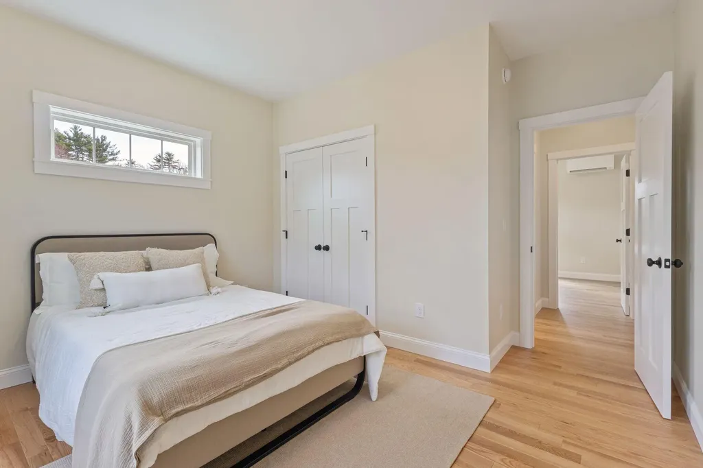 19 Forest Glen Lane Topsham ME 04086