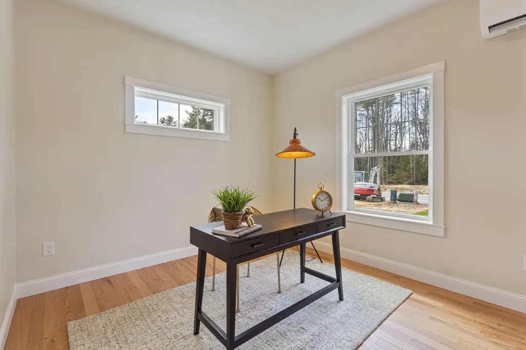 19 Forest Glen Lane Topsham ME 04086