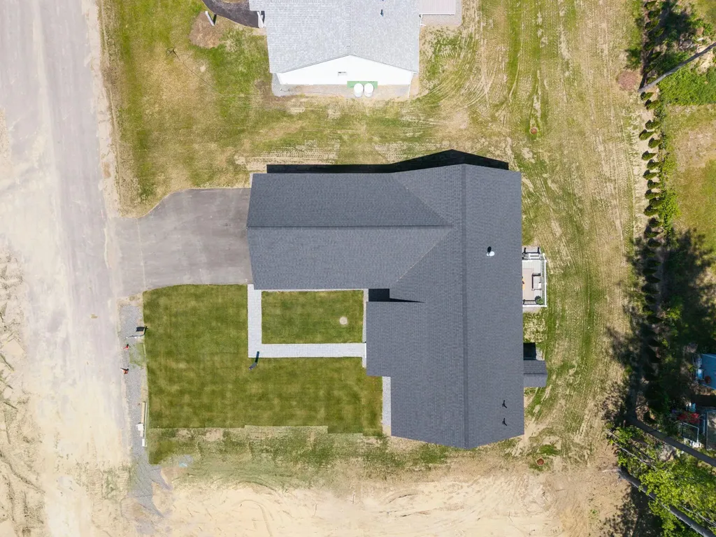 19 Forest Glen Lane Topsham ME 04086