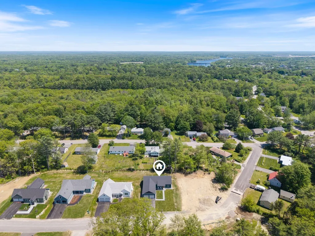 19 Forest Glen Lane Topsham ME 04086