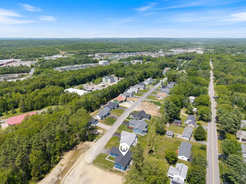 19 Forest Glen Lane Topsham ME 04086