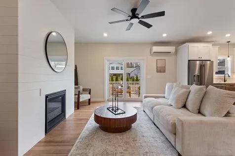 19 Forest Glen Lane Topsham ME 04086
