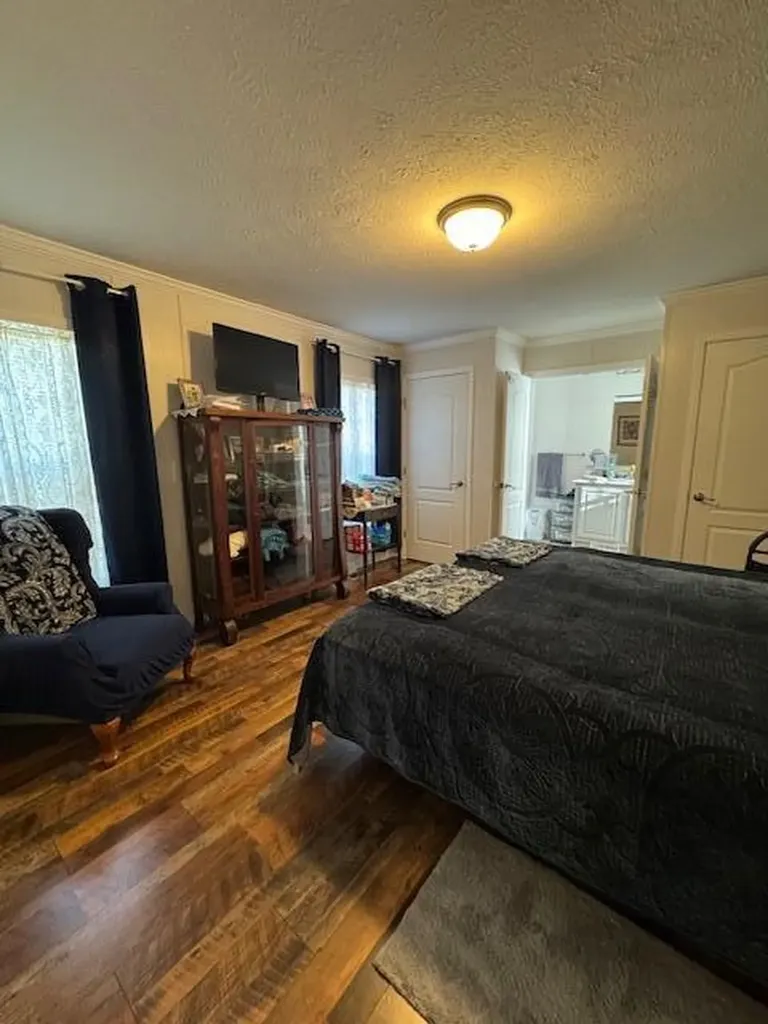 2 Locust Drive Norway ME 04268