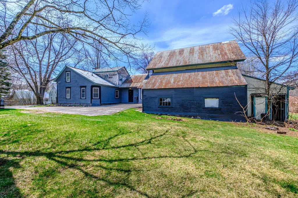 528 Main Street Bridgton ME 04009