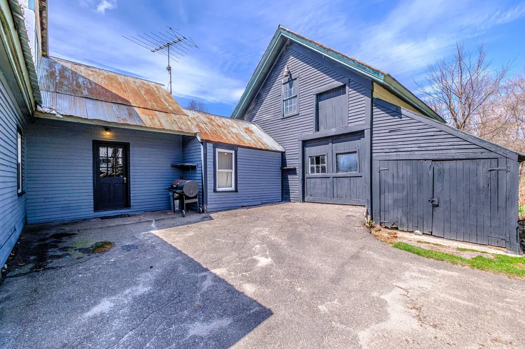 528 Main Street Bridgton ME 04009