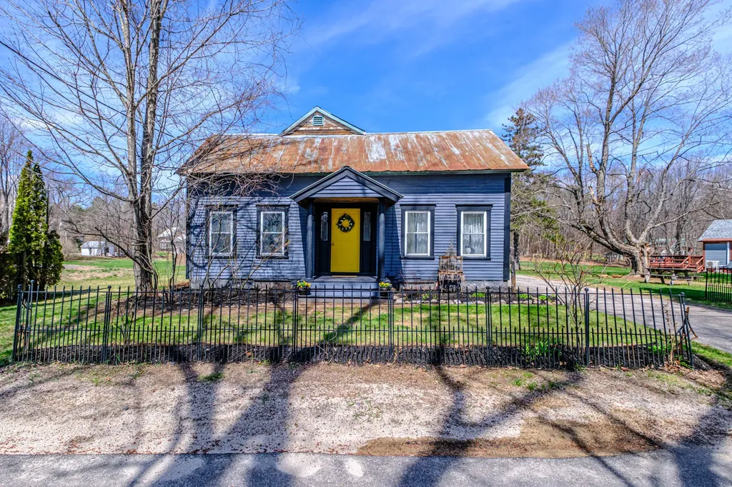 528 Main Street Bridgton ME 04009