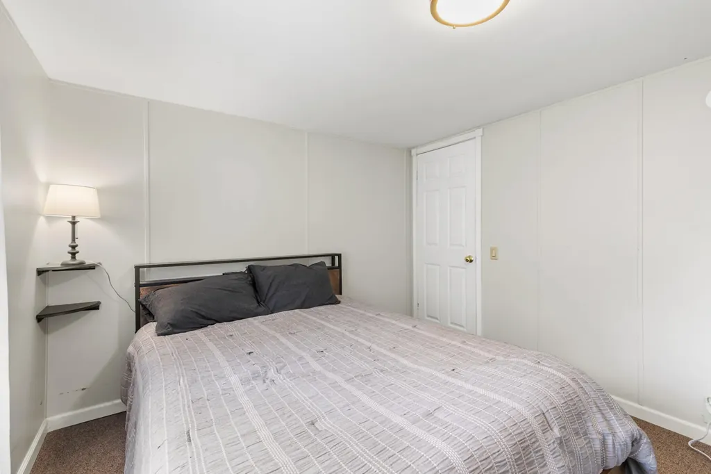 538 Old Portland Road Brunswick ME 04011