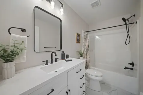 10 Randall Circle Brunswick ME 04011