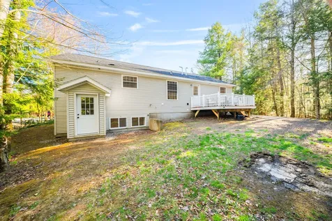 10 Randall Circle Brunswick ME 04011