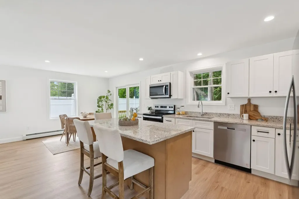 147 Spring Street Westbrook ME 04092