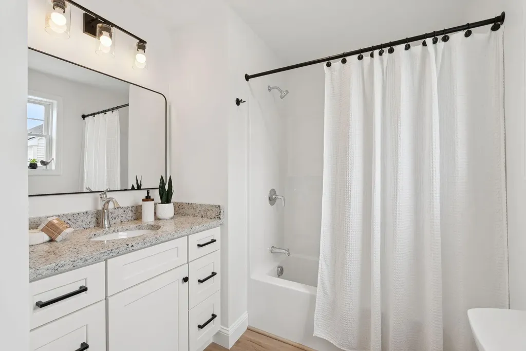 147 Spring Street Westbrook ME 04092