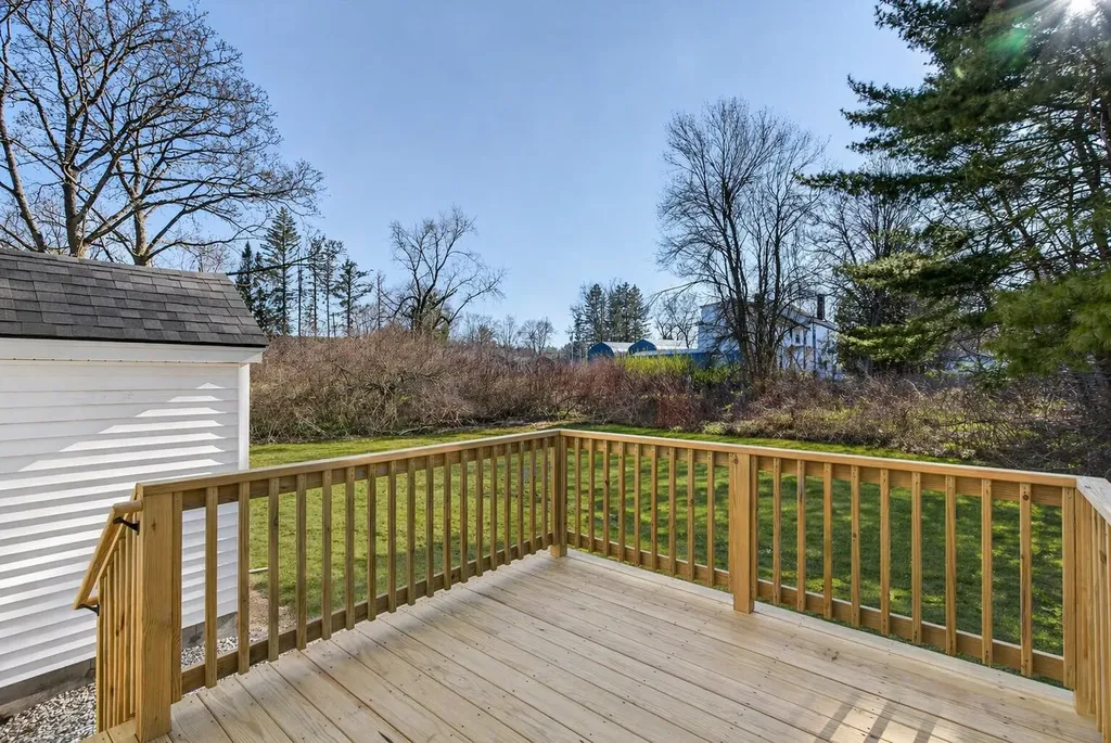 147 Spring Street Westbrook ME 04092