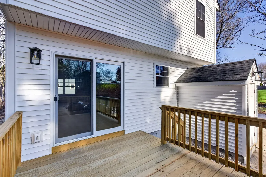 147 Spring Street Westbrook ME 04092