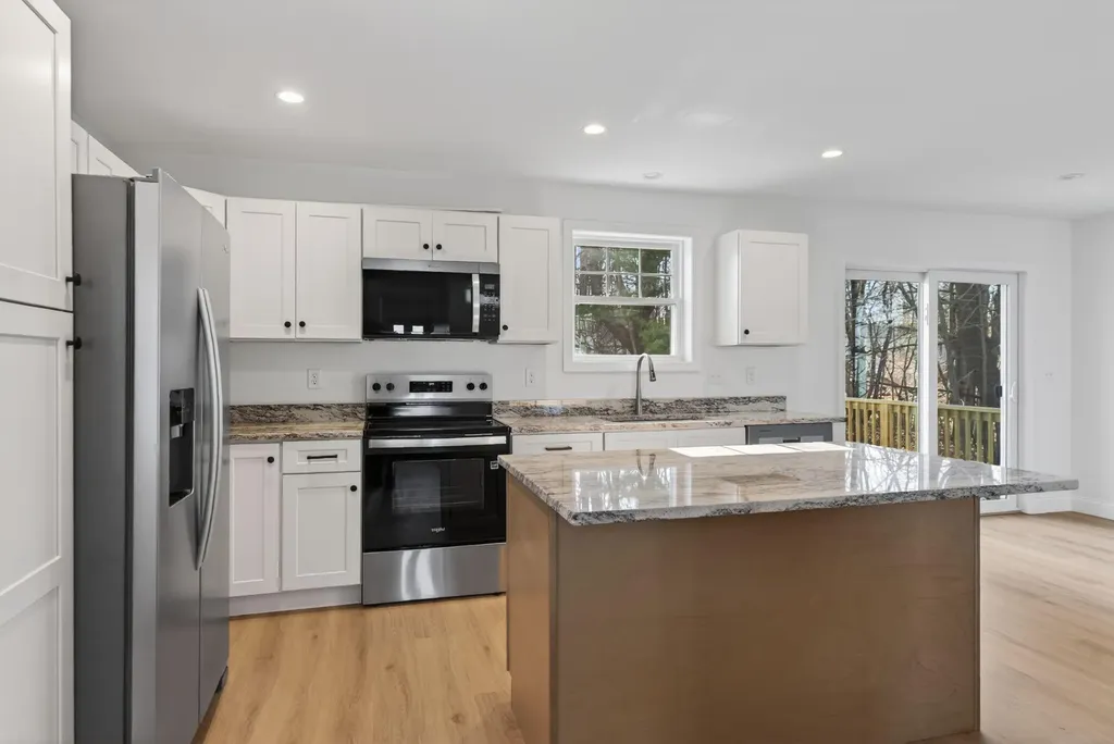147 Spring Street Westbrook ME 04092
