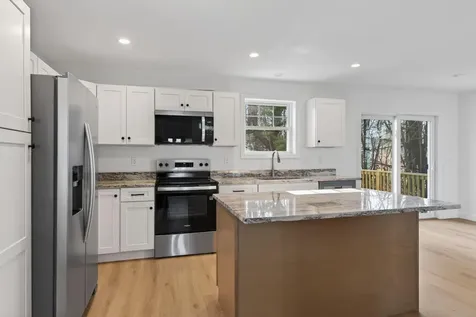 147 Spring Street Westbrook ME 04092