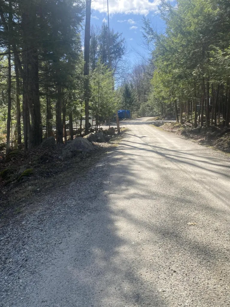 89 Valhalla Lane Norway ME 04268