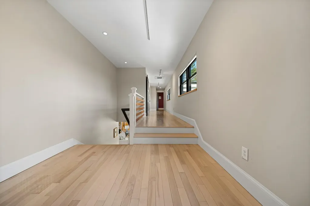 18 Greely Road Cumberland ME 04021