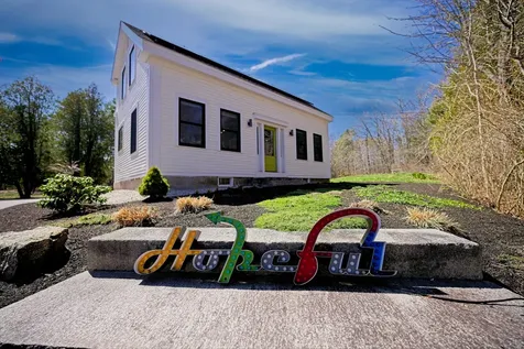 18 Greely Road Cumberland ME 04021