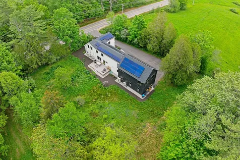 18 Greely Road Cumberland ME 04021