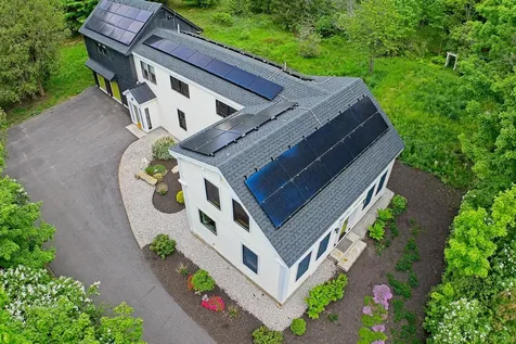 18 Greely Road Cumberland ME 04021