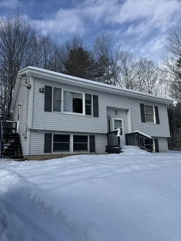 807 Middle Road Skowhegan ME 04976