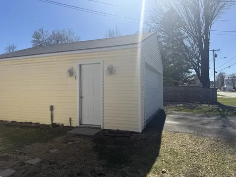 39 E Leavitt Street Skowhegan ME 04976
