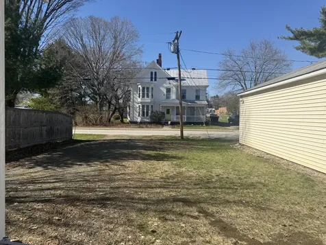 39 E Leavitt Street Skowhegan ME 04976
