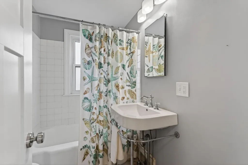 77 Dorset Street Portland ME 04102