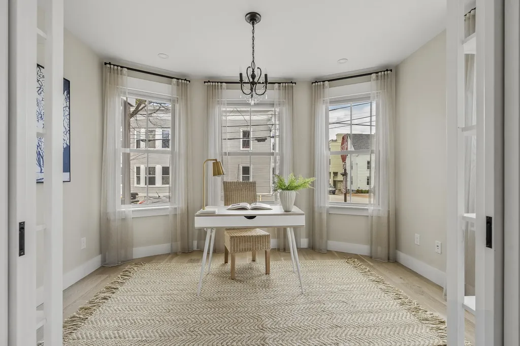 60 Munjoy Street Portland ME 04101