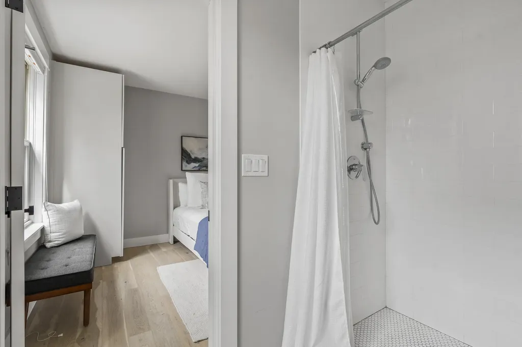 60 Munjoy Street Portland ME 04101