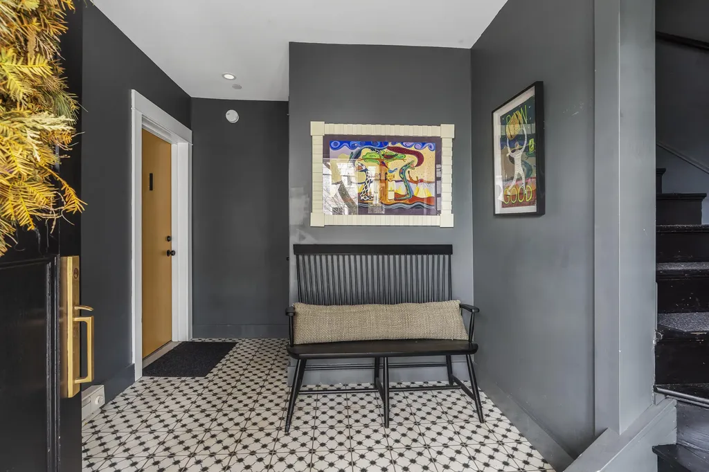 60 Munjoy Street Portland ME 04101