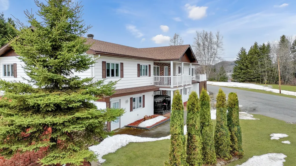 117 25th Avenue Madawaska ME 04756