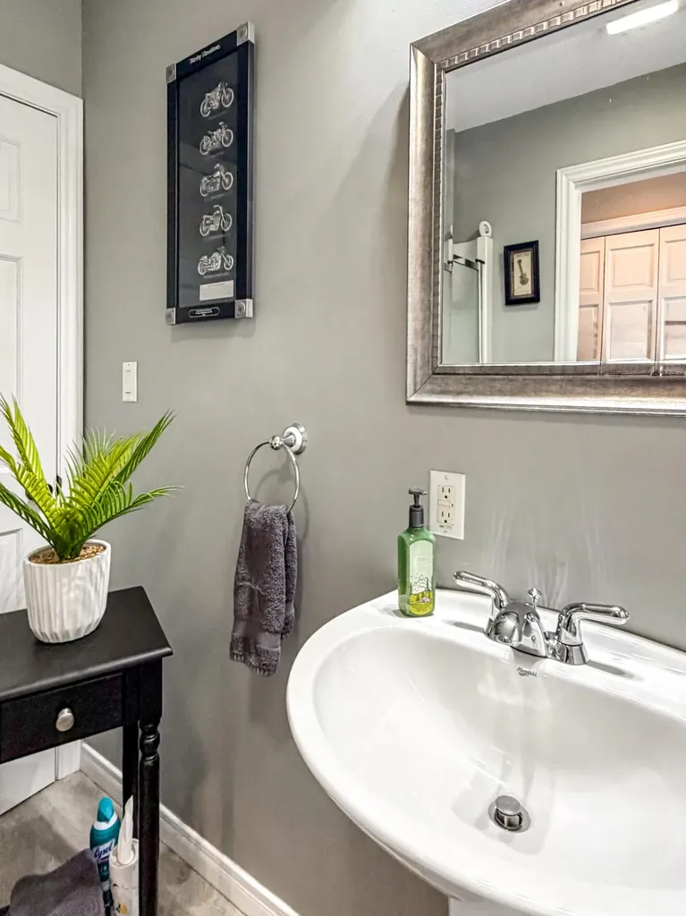 117 25th Avenue Madawaska ME 04756