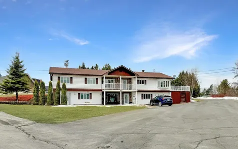 117 25TH Avenue Madawaska ME 04756