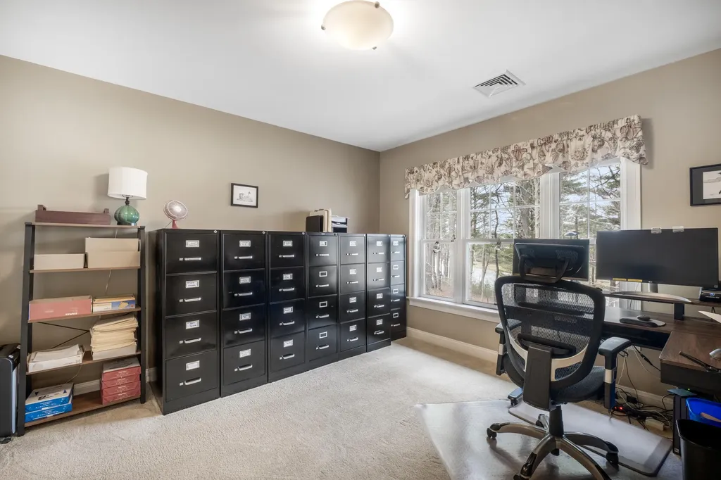 100 Shepards Cove Road Kittery ME 03904