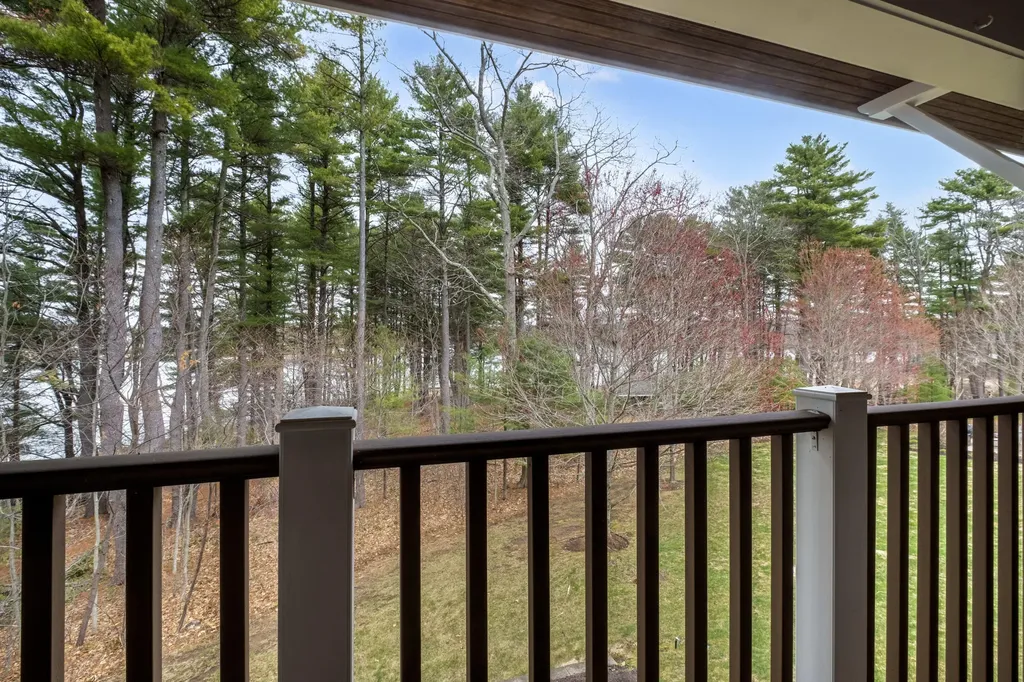 100 Shepards Cove Road Kittery ME 03904