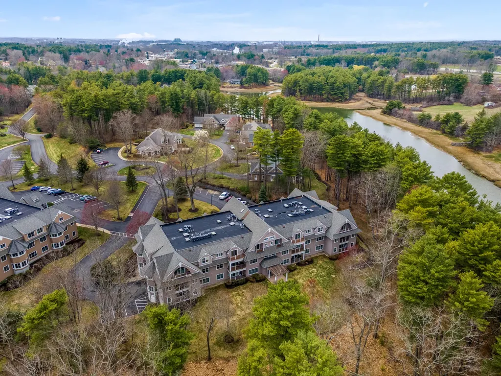 100 Shepards Cove Road Kittery ME 03904