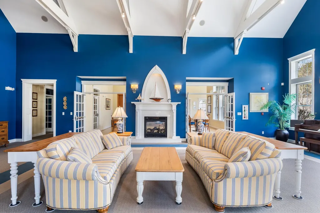 100 Shepards Cove Road Kittery ME 03904