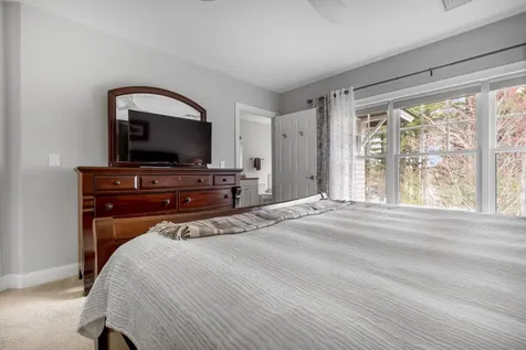 100 Shepards Cove Road Kittery ME 03904